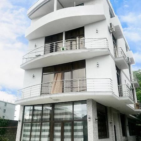 Tiktok House Hotel Kobuleti ภายนอก รูปภาพ
